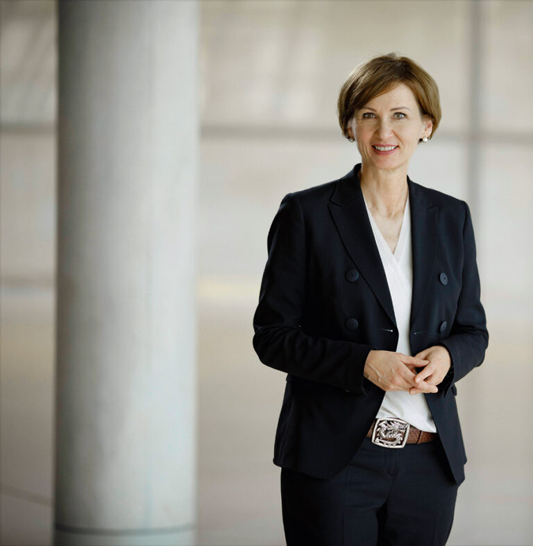 Bettina Stark-Watzinger